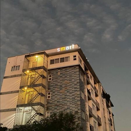 Smart Condominium Bldg, Cagayan De Oro City Екстериор снимка